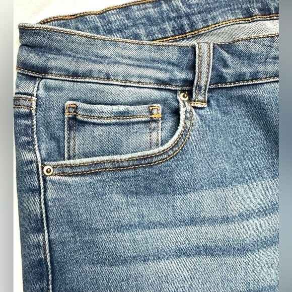 Fashion Nova Medium Wash Skinny Leg Jeans Plus Sz 20 - Picture 6 of 12